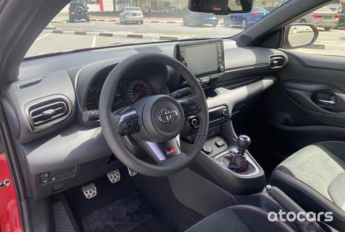 toyota-yaris-toyota-yaris-german-spec-manual-transmission-1728379129-large